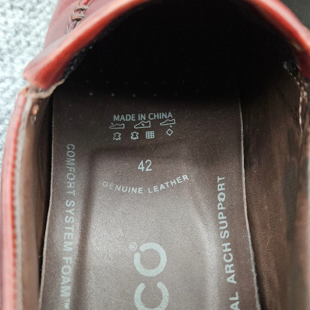ECCO Helsinki (Men's 42) Burgundy Leather Slip On Loafers Dress Shoes Square Toe